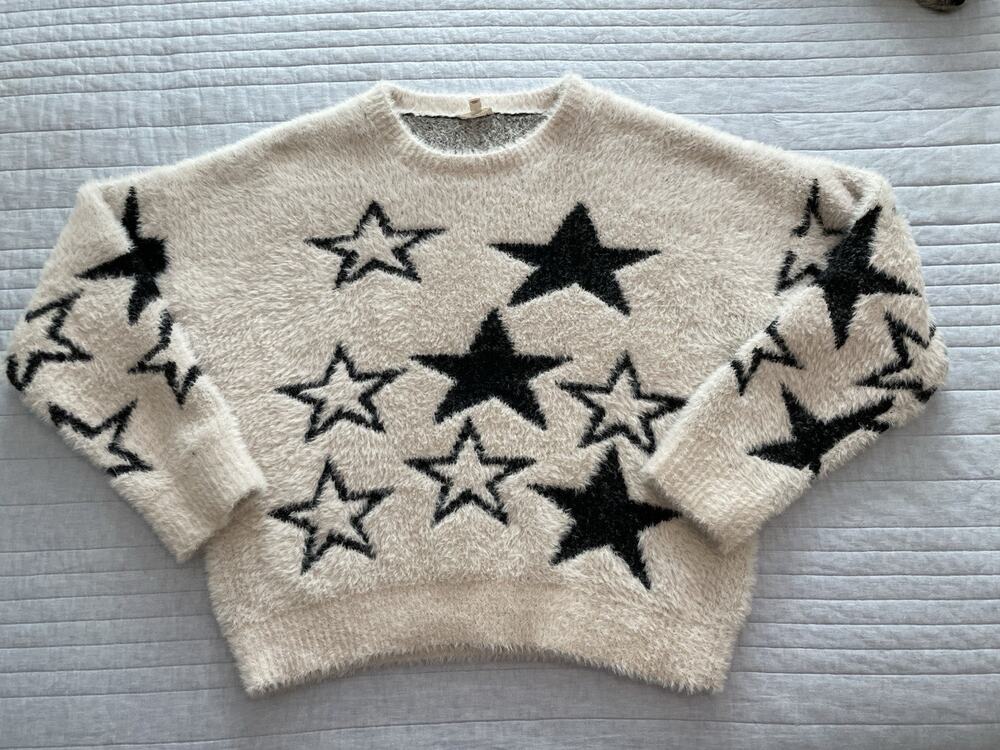 Pilcro Sweater Womens XL Cream Black Star Print Fuzzy Eyelash Cozy Oversize #10